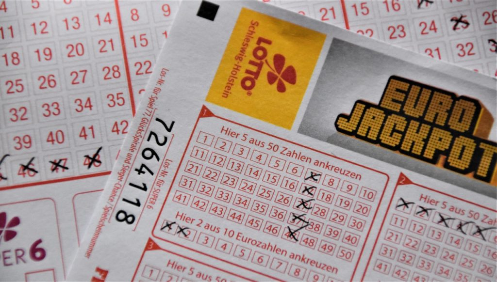 Gagner le jackpot en jouant aux meilleurs jeux de loterie en ligne