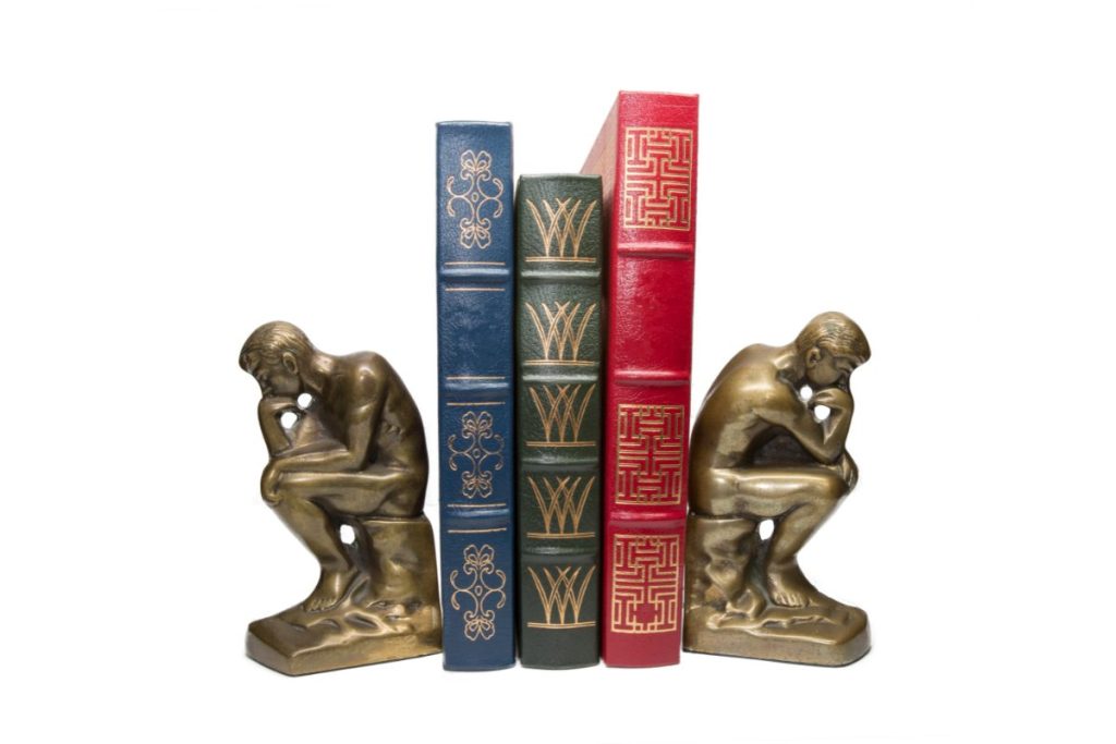 serre-livres-maison-de-poupees